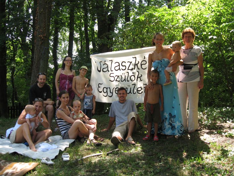 Partnerünk a Válaszkész Szülők Egyesülete